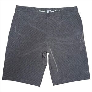 Hang Ten Hybrid Shorts Men’s 34 Gray Stripe Quick Dry Stretch Zip Pockets